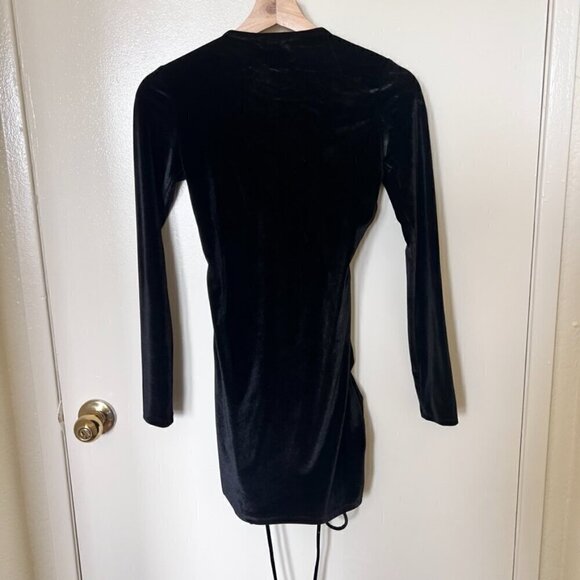 Princess Polly Embers Black Velvet Mini Ruched Bodycon Dress US 2 - Picture 7 of 8